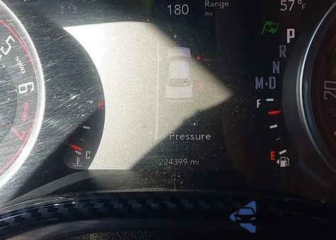 2016 Dodge Challenger Sxt z USA, uszkodzony, nr VIN 2C3CDZAG0GH194962